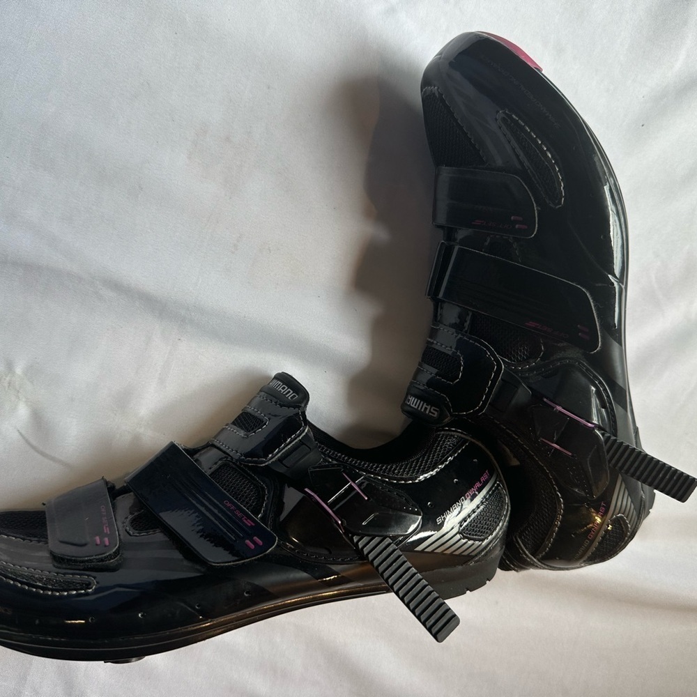 Shimano Black Athletic Cycling Shoes - Picture 6 of 10